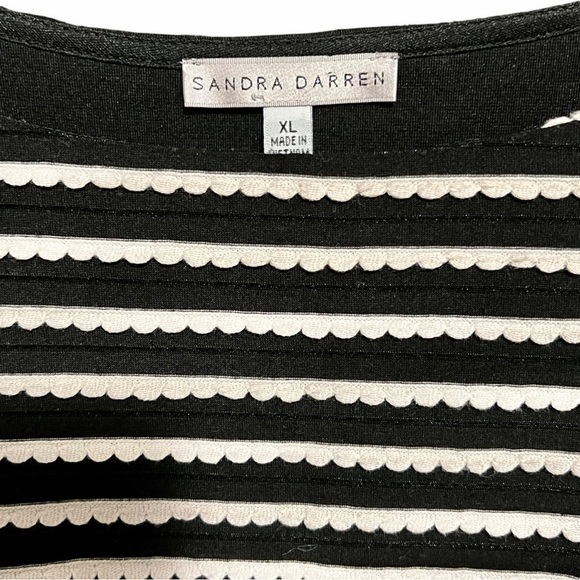Black, short sleeved dress with front, cream scalloped horizontal stripes. XL - Picture 3 of 5
